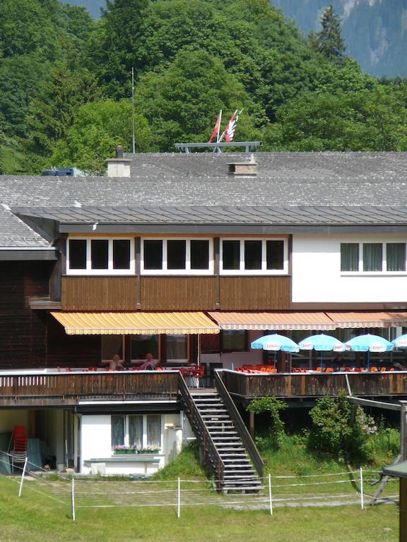 Hotel Restaurant Cristal Braunwald Bagian luar foto